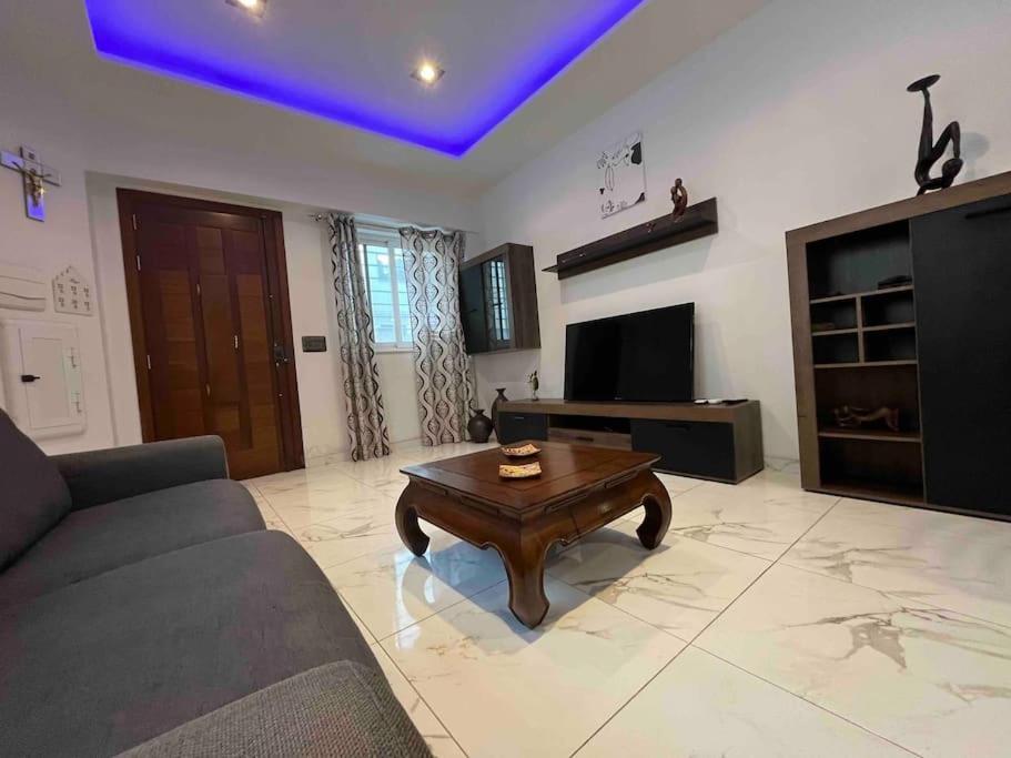 Apartment Entire Private House With Large Yard Is-Swieqi